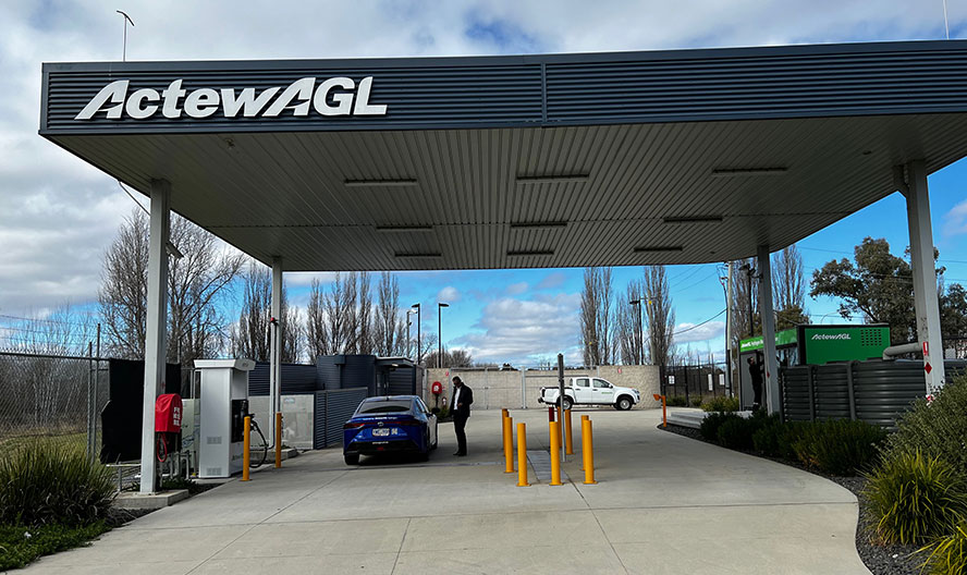 In partnership with ENGV, PDC Machines and IVYS Inc. combined efforts to bring the first retail hydrogen station to Australia.