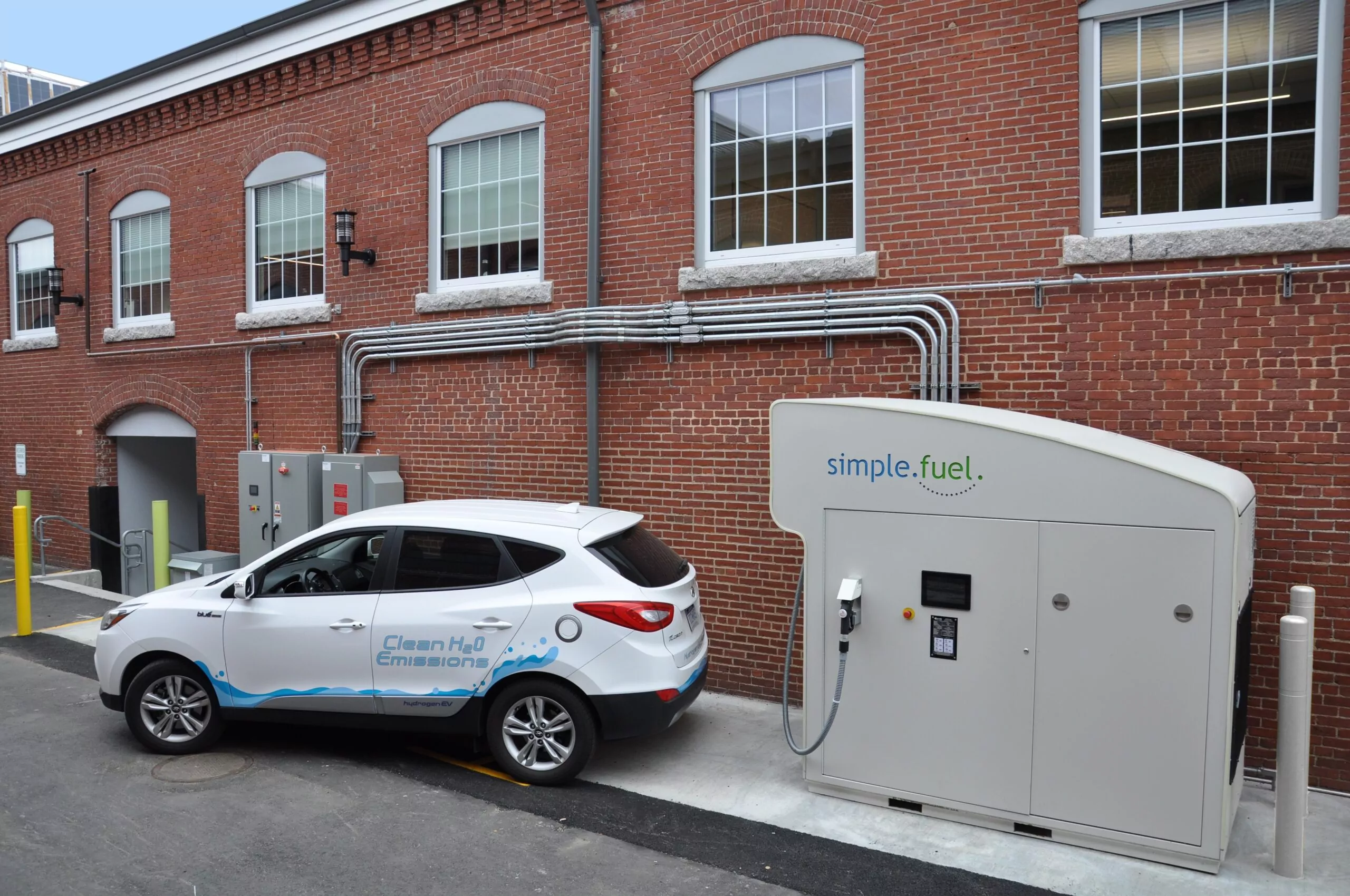 Simplefuel™ hydrogen fueling station